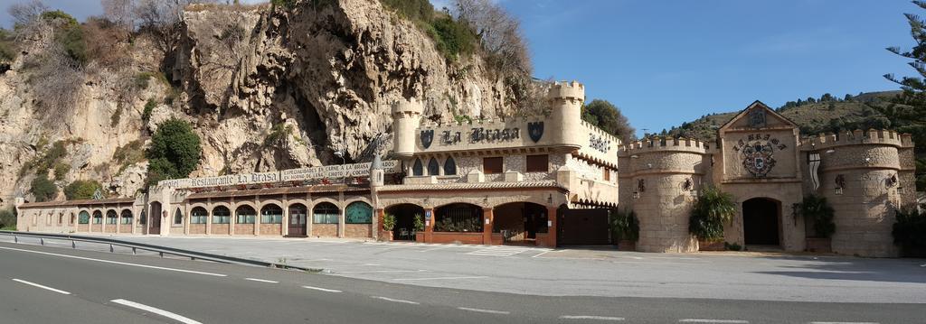 Hotel La Brasa Velez de Benaudalla Exterior photo